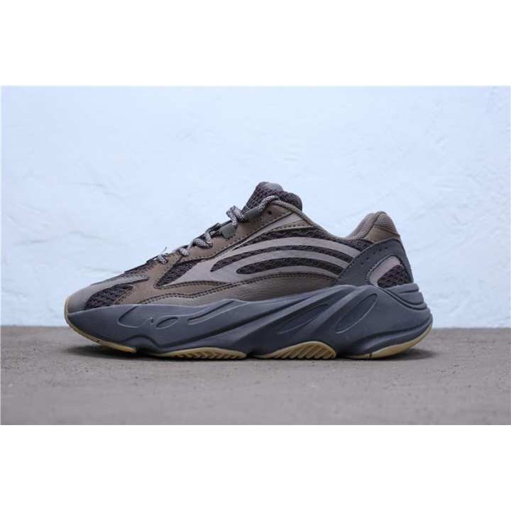 light blue yeezy 700