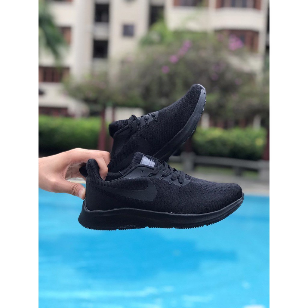 all black nike pegasus 35