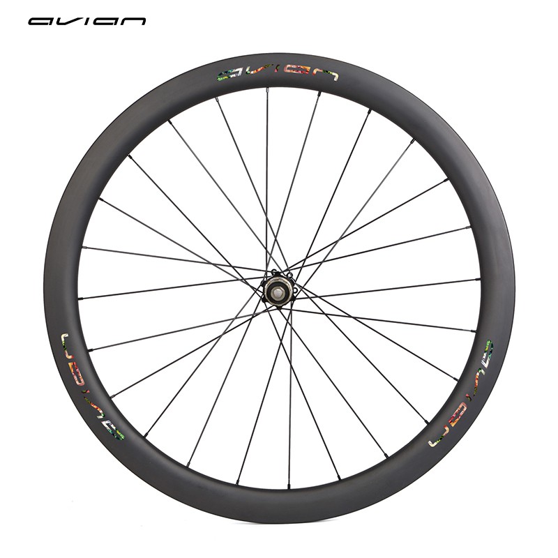 carbon wheelset 700c clincher