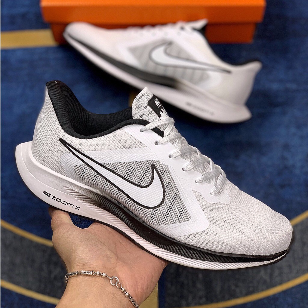 nike zoom pegasus 21