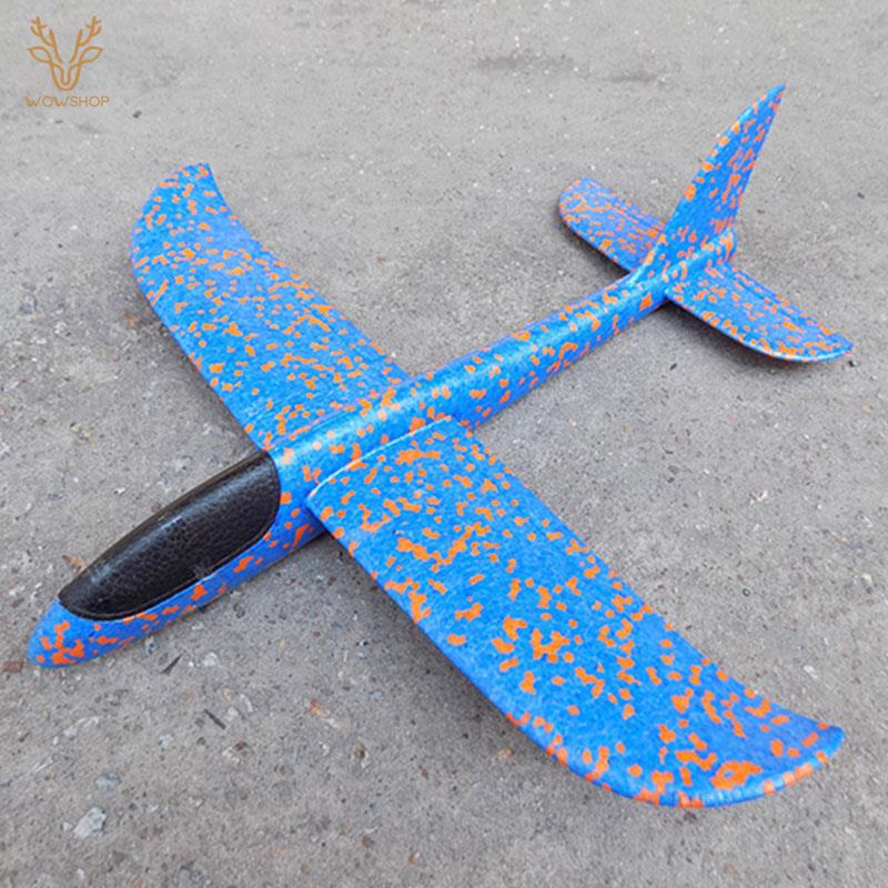 lightweight model airplane