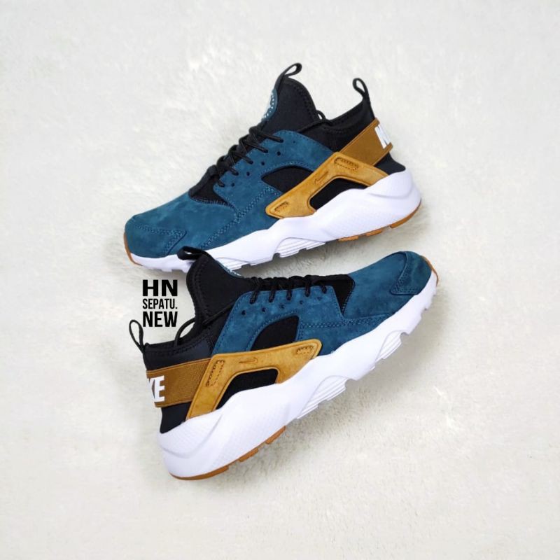 nike huarache ultra navy