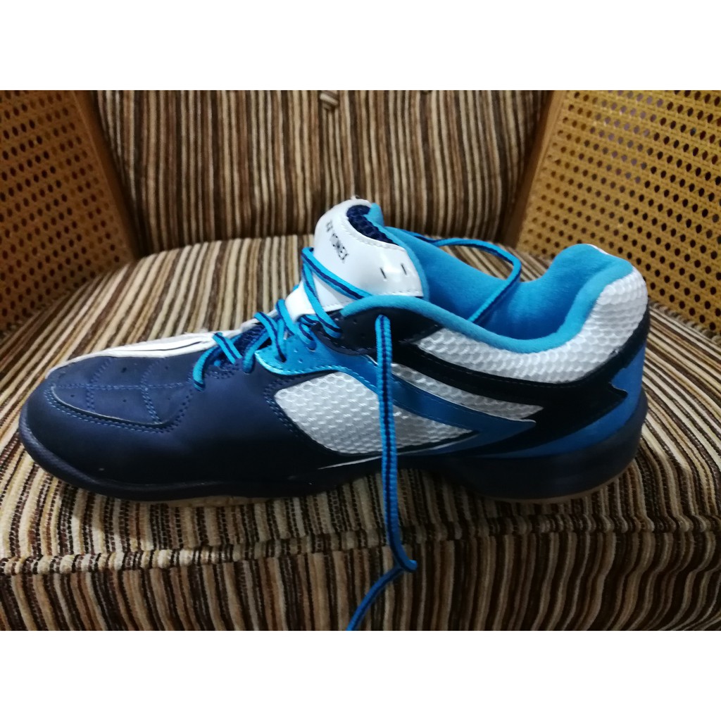 yonex power cushion shb 35ex badminton shoes