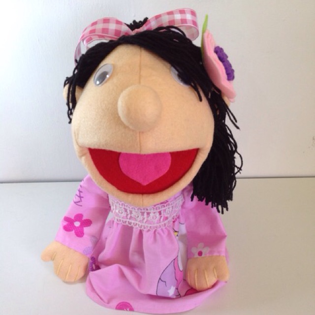 female hand puppet