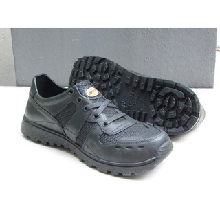 725 Kasut Kerja Lelaki Tahan Air Waterproof Shoes For Men 725 Kasut Kerja Lelaki Tahan Air Waterproof Shoes For Men