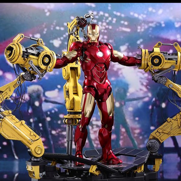 hot toys iron man with gantry