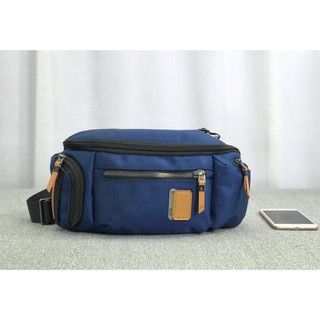 tumi fanny pack