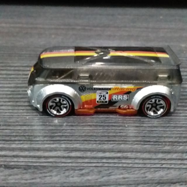 hot wheels volkswagen t1