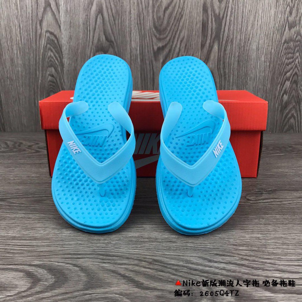 nike squeeze me slippers price