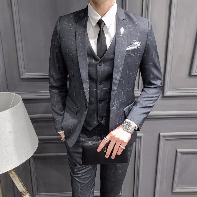 professional suit for man