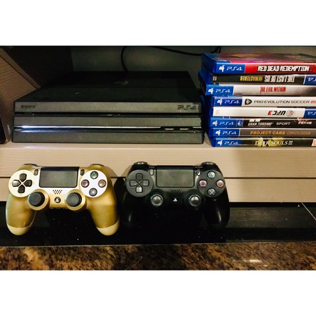 ps4 pro complete set