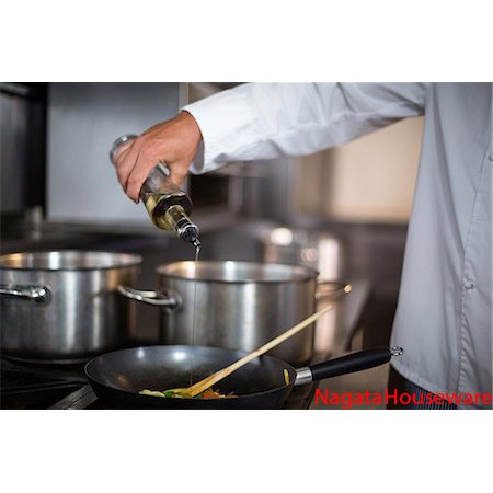 Place Oil Saver Stainless Steel Oil Bottle 250ml Ys 22 Pour Chef Cooking Oil Shopee Malaysia