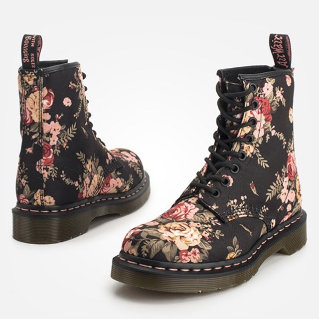 dr martens victorian flowers