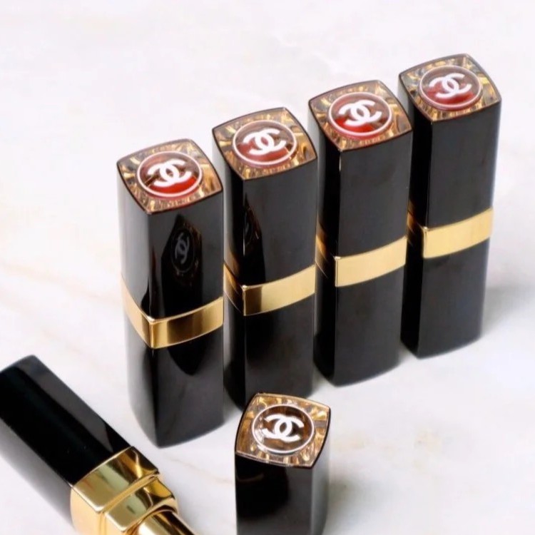 chanel lip stick