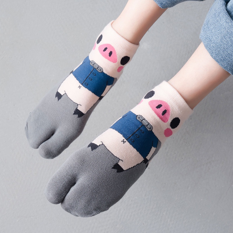 Women’s Cotton Toe Sock Cute Animal Funny Funky Cartoon Pig Tow Finger Sock Running Athletic Ankle Socks for Ladies