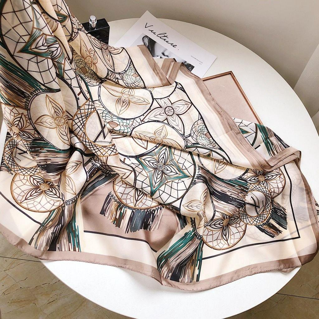 A classic silk scarf, a musthave for all seasons Shopee Malaysia