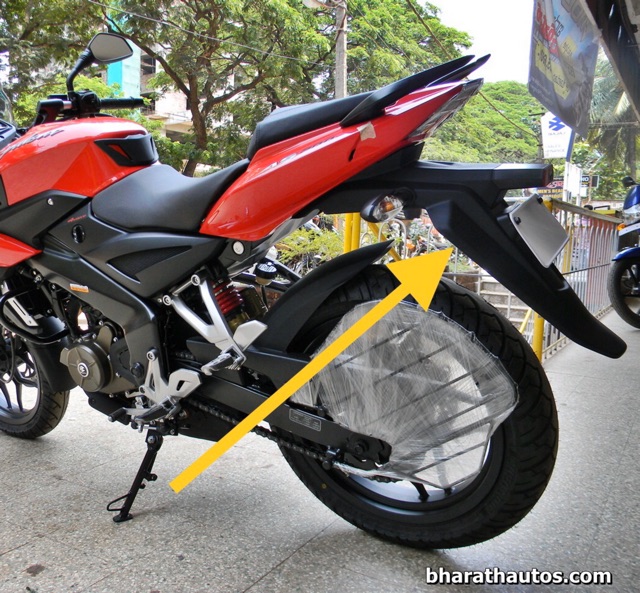 pulsar 200 ns mudguard