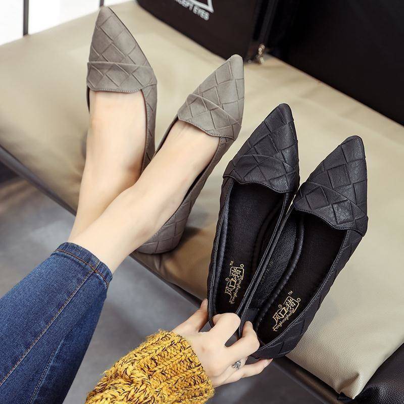 comfortable flat shoes for work