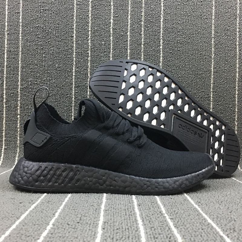 nmd r2 full black