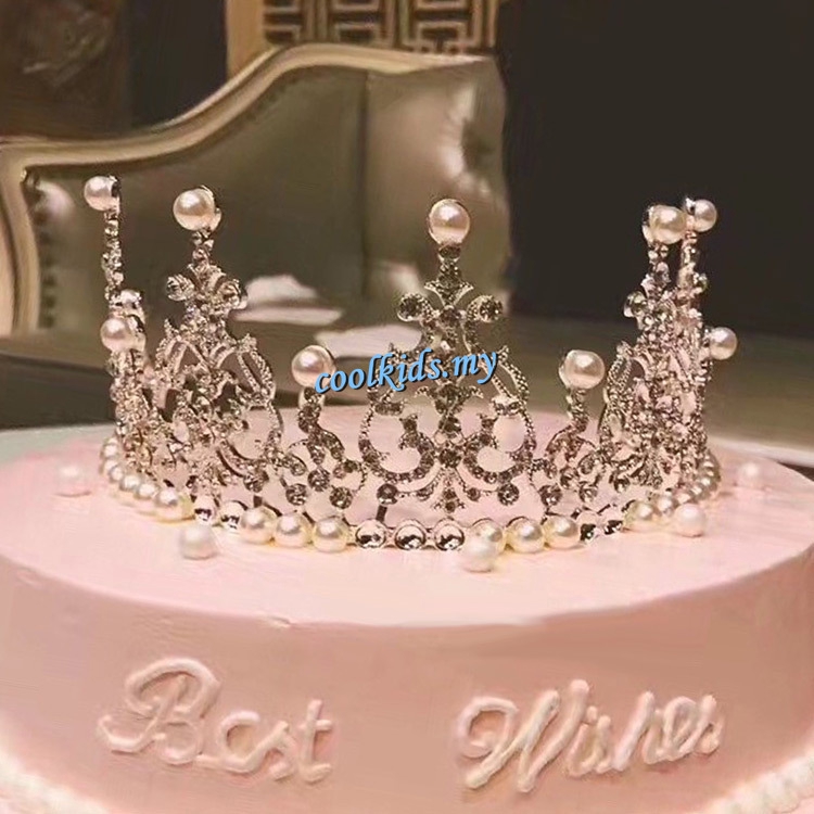 birthday crown cake