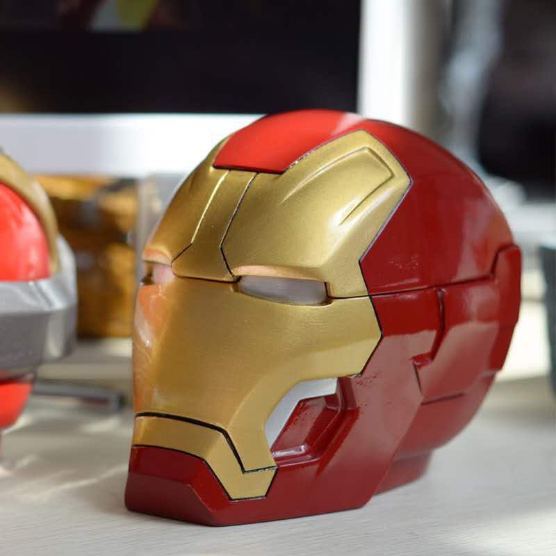 Iron Man Ashtray Helmet Model Cool Home Office Creative Decoration Gift ...