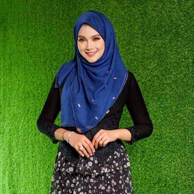 [READY STOCK] Tudung Bawal Aidijuma Che Puan Bini Bongsu - True Blue