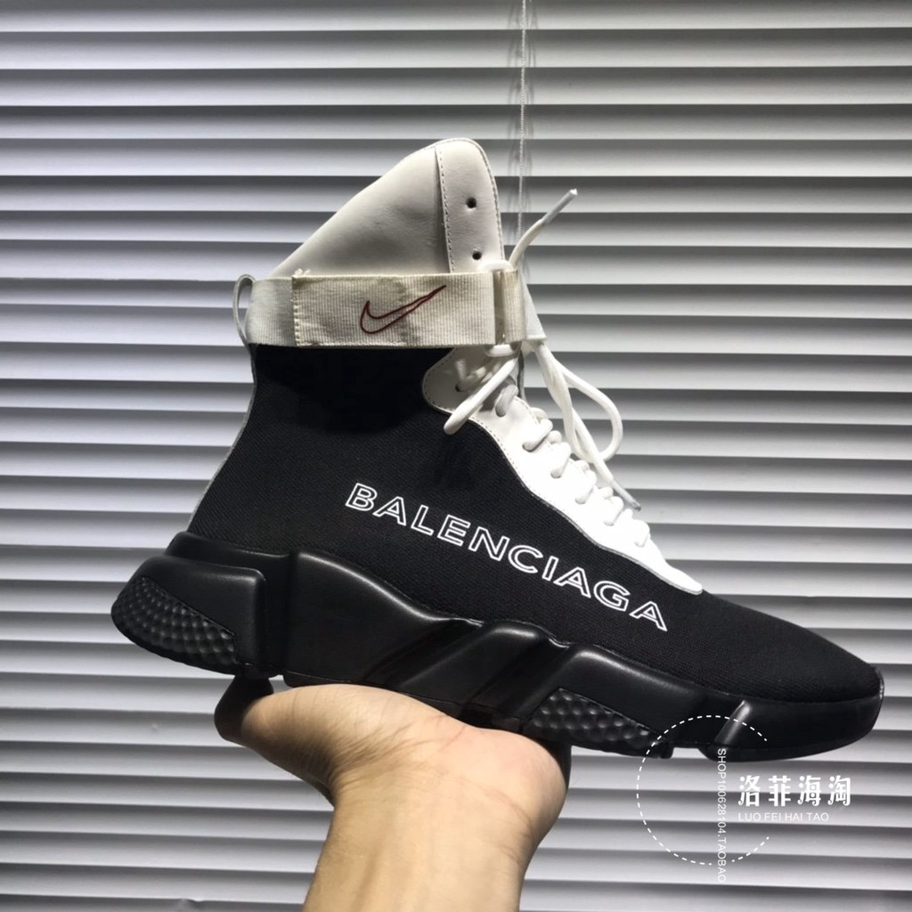 YEEZY MAFIA a Twitter YEEZY FOAM RUNNER LANDING.