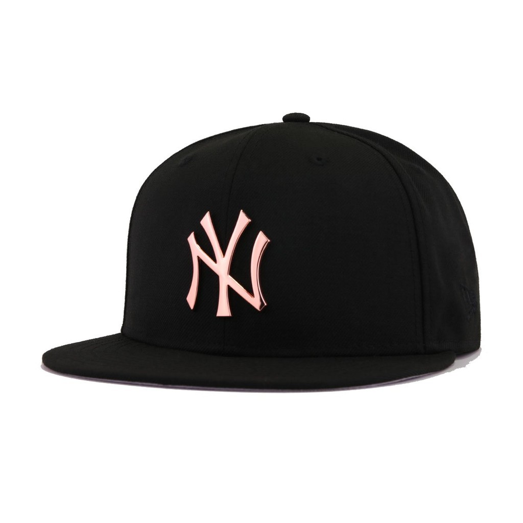 yankees on field cap