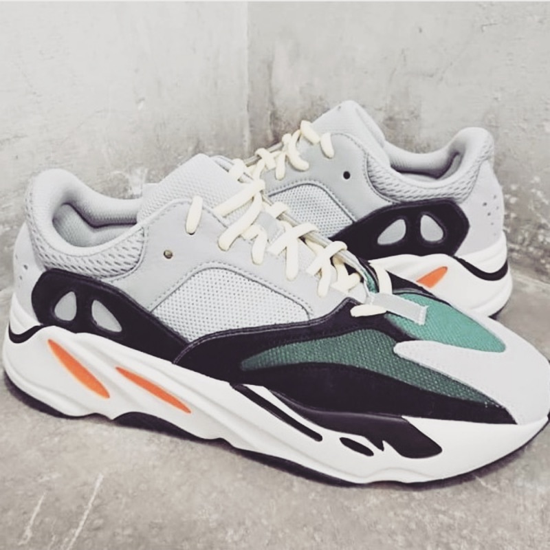 yeezy boost 700 og