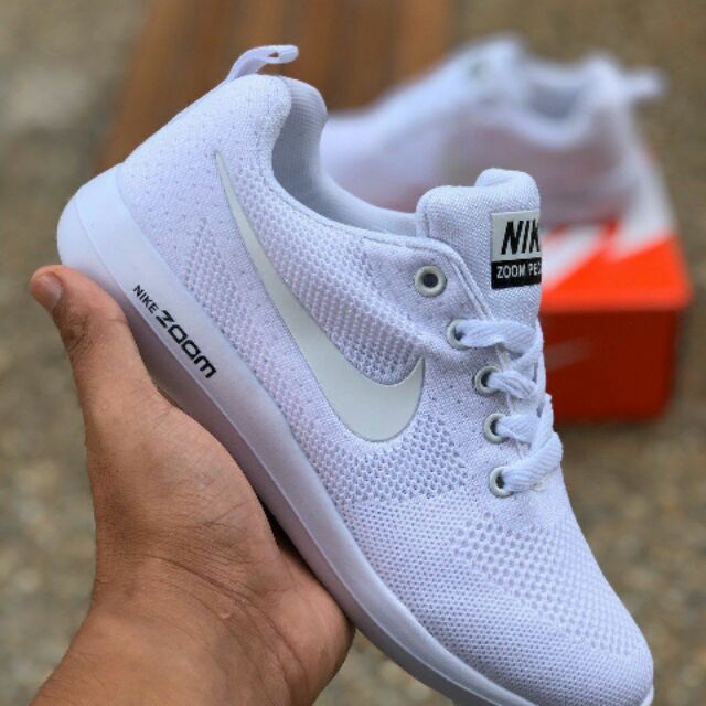 roshe run white