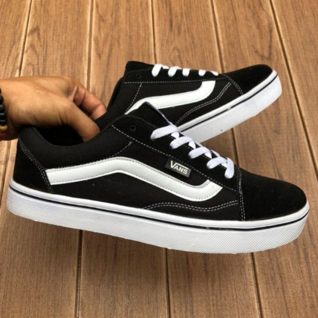 tnt sneakers