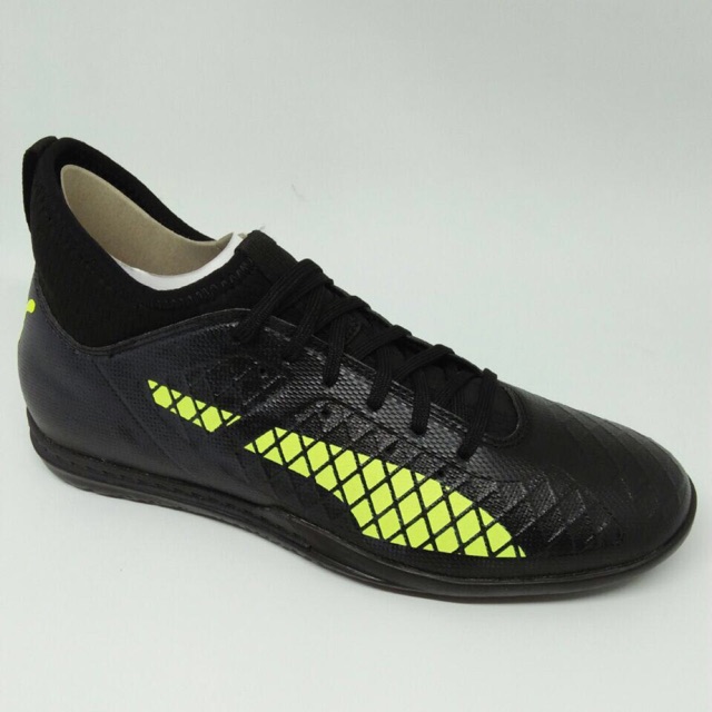 Kicosport futsal shoes puma future 18.3 