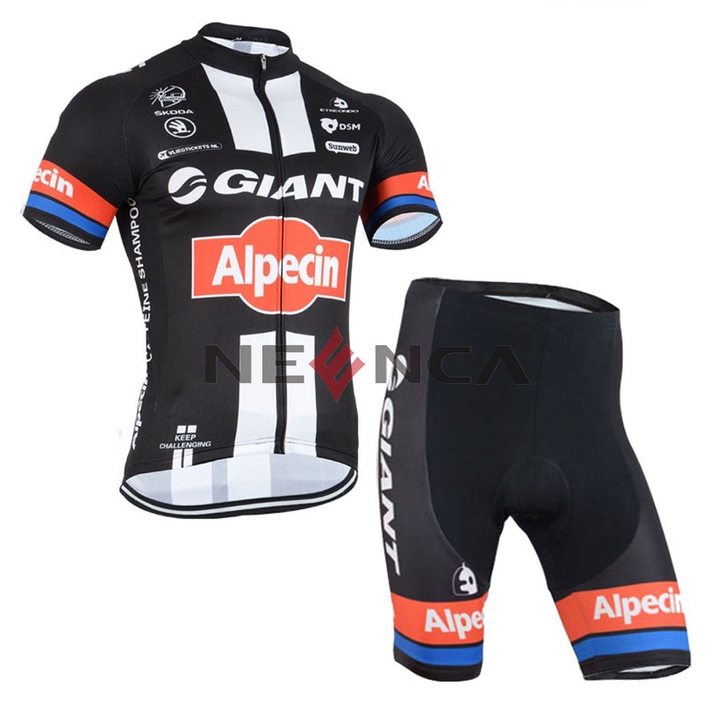 giant cycling jersey and shorts