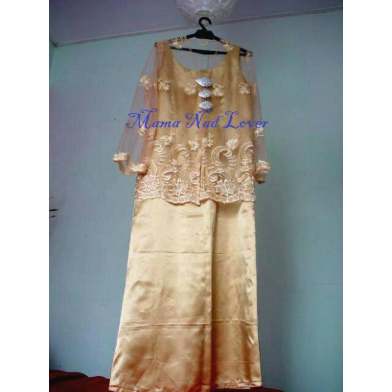 Free postage Baju  tunang nikah  plus size gold Shopee 