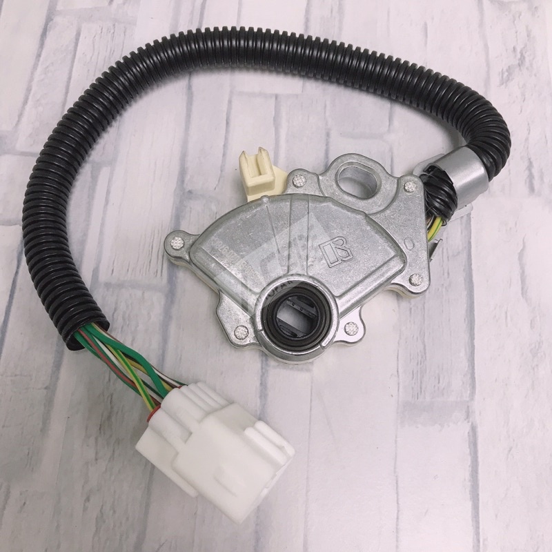 PERODUA MYVI / VIVA / ALZA / KENARI / KELISA INHIBITOR NEUTRAL SWITCH