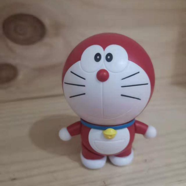 Red Doraemon figure by BANDAI collection | Shopee Malaysia