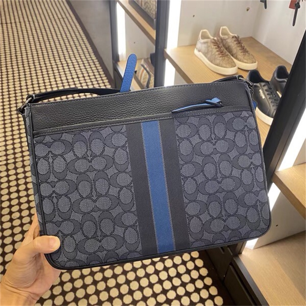 coach thompson crossbody