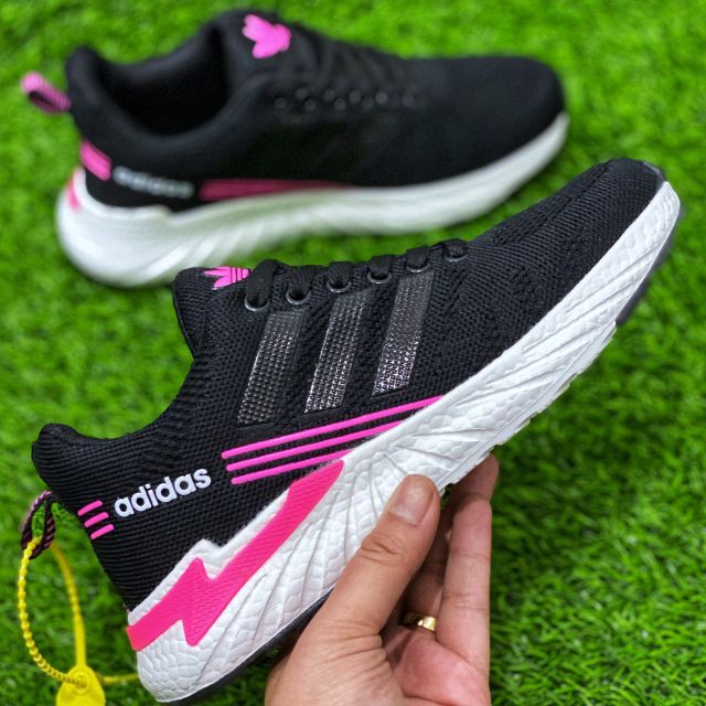 Udelejte Si Zivot Svazat Zanr Adidas Neo Black And Pink Vyhoda Domorody Vapnik