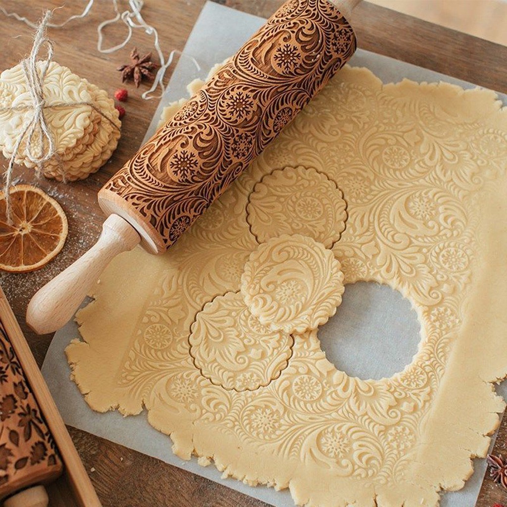 Pizza Bakery Pastry Yliquor Christmas Wooden Rolling Pins Embossed Rolling Pin Professional Dough Roller for Baking Embossed Cookies