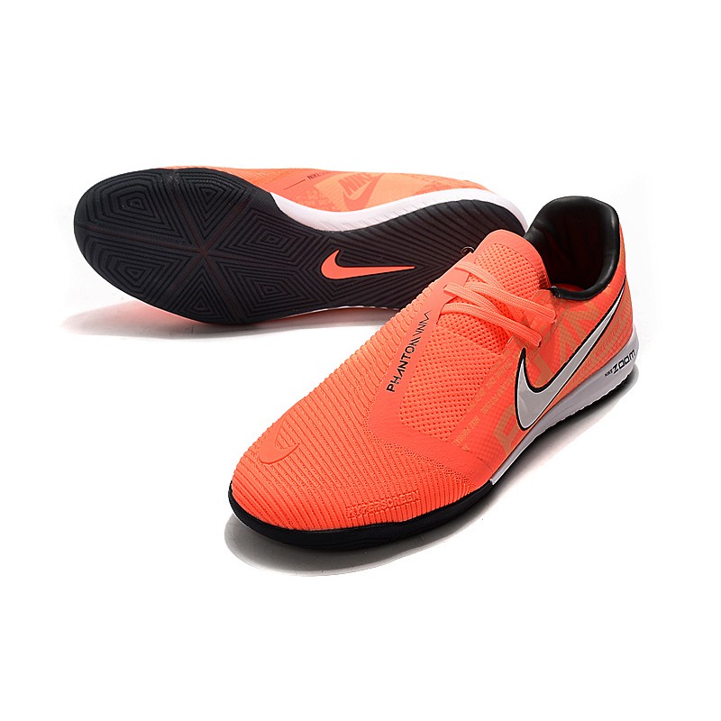 flat football boots