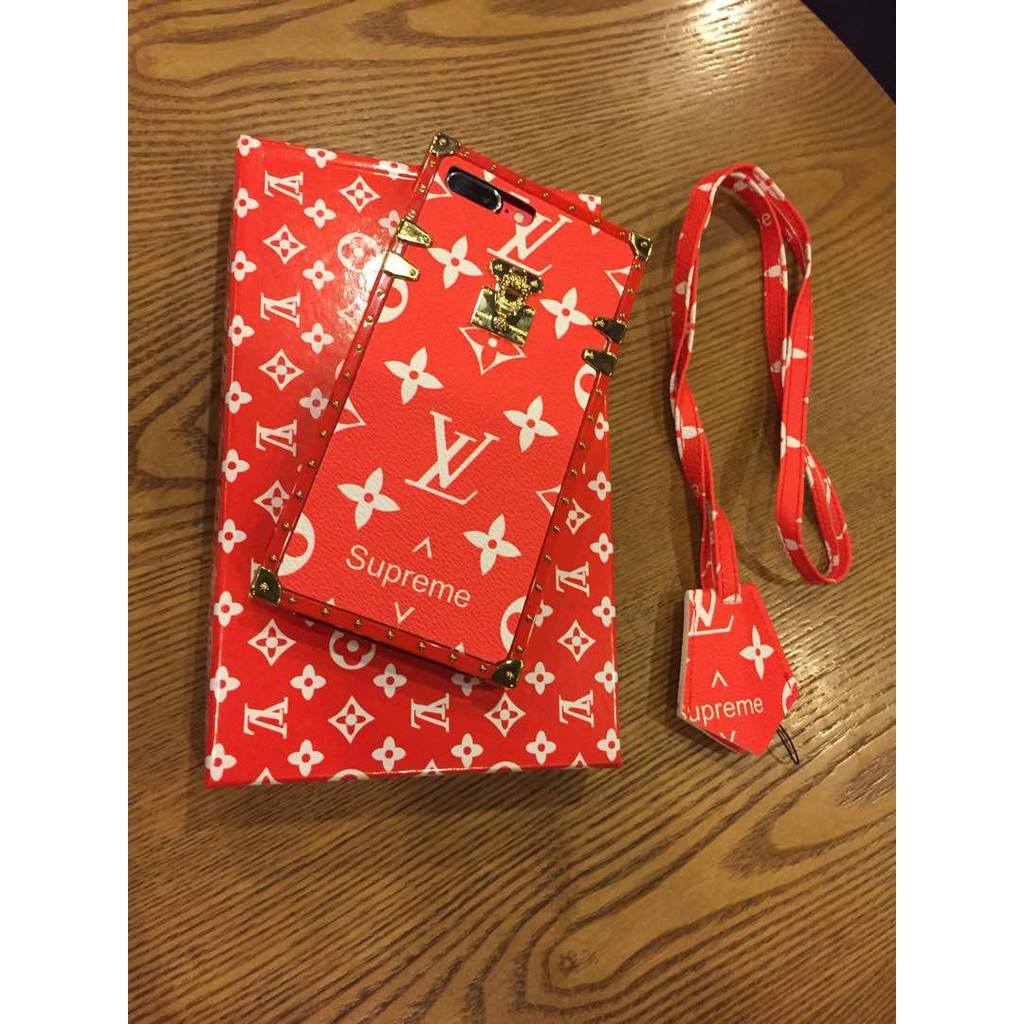 louis vuitton supreme lanyard