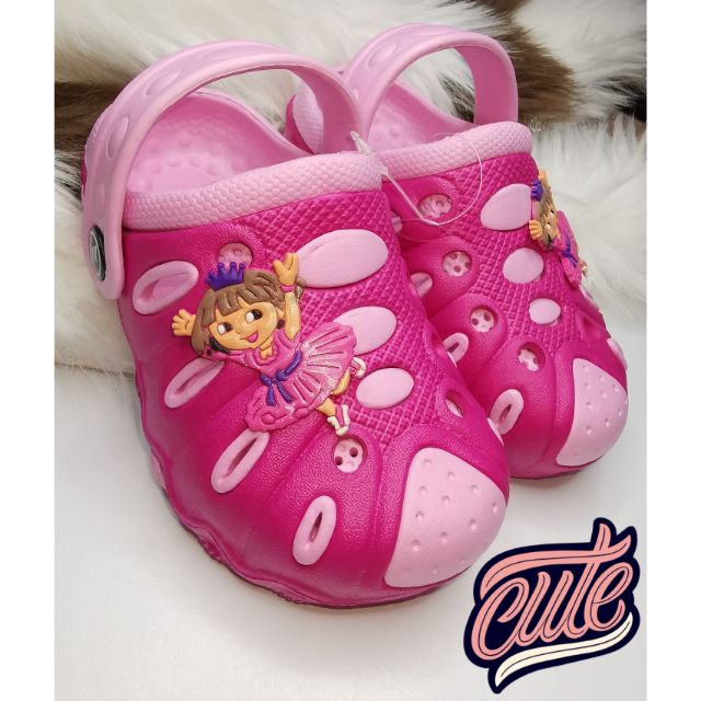 dora the explorer crocs