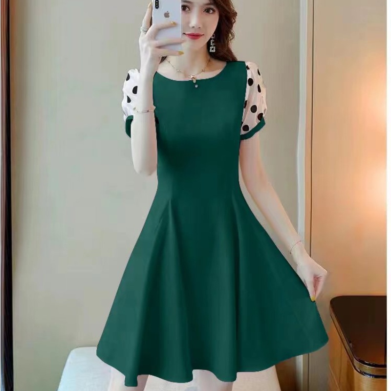 green emerald velvet dress Lady Lucia Dress in Kelly Green – LARNEY main image 0