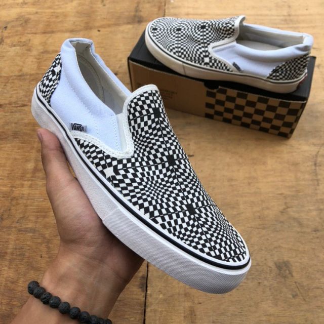 vans slip on 45