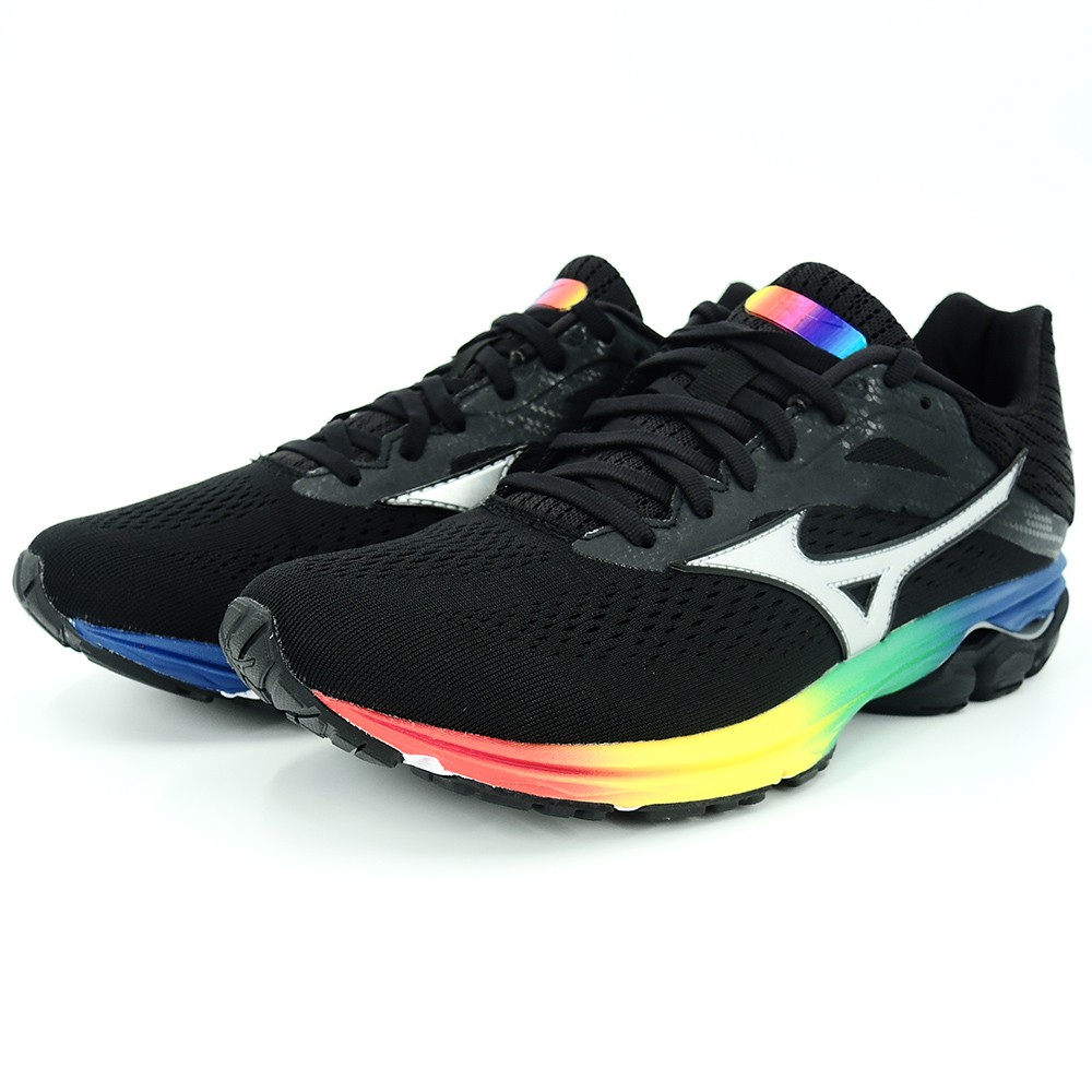 mizuno cushioned running shoes