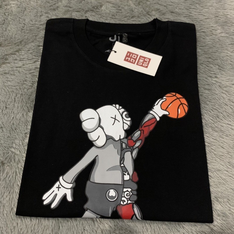 Uniqlo X Kaws Anatomy Dunk Fulltag & Lebel T-Shirt | Shopee Malaysia