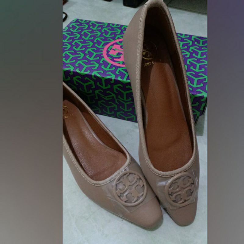 tory burch low heel shoes