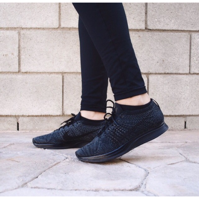 nike flyknit racer triple black