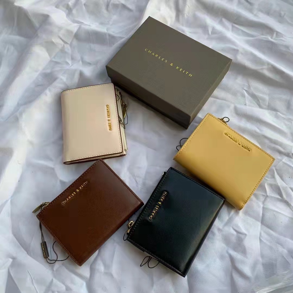 Cnk2021 new Singapore ck6-10680907 simple multi card short wallet women's gift box
