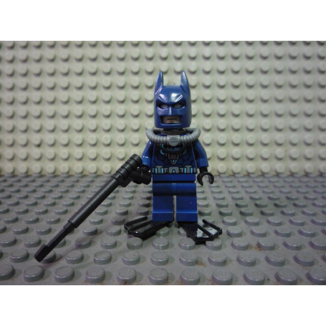 LEGO DC Universe Super Heroes - Aqua Batman w/Scuba Suit Mini Figure -  76010 | Shopee Malaysia